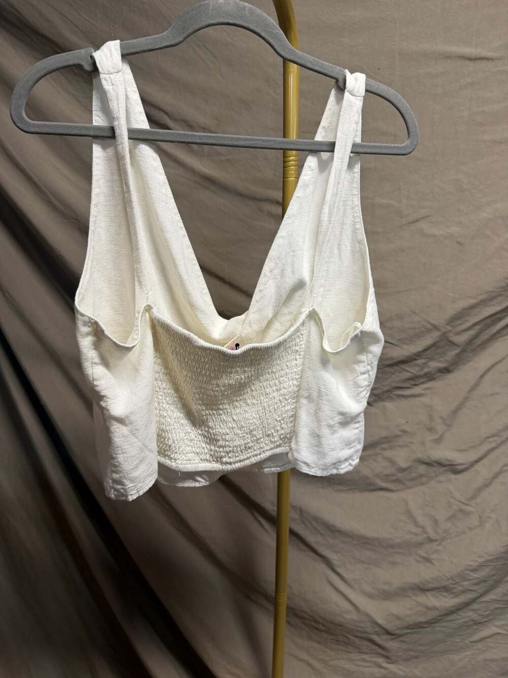 040 mi ami for francesca's White Viscose Linen Blend Draped Cropped Tank Top XL